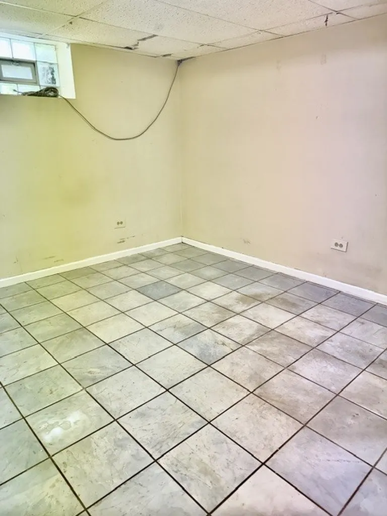 617 Lavergne Avenue Wilmette IL 60091