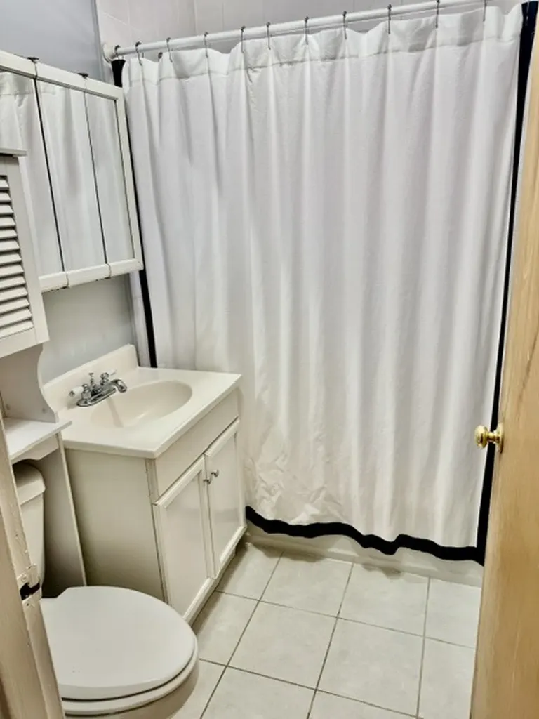 617 Lavergne Avenue Wilmette IL 60091
