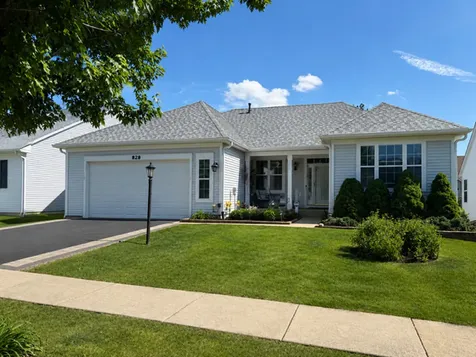 828 Bohannon Circle Oswego IL 60543