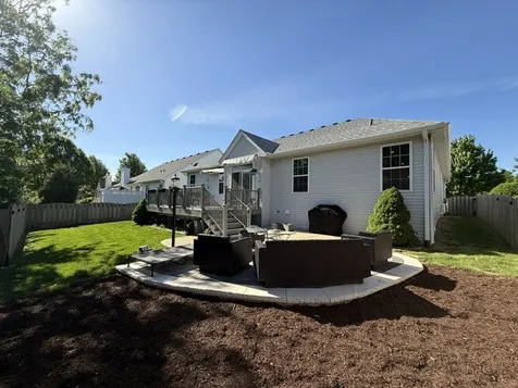 828 Bohannon Circle Oswego IL 60543
