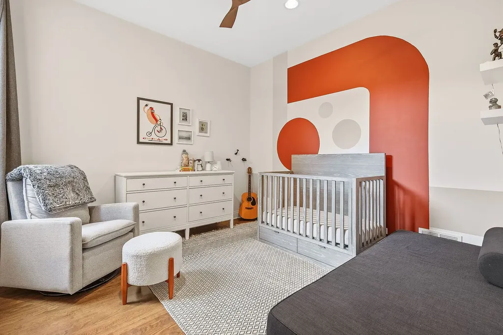 2642 West Chicago Avenue Chicago IL 60622