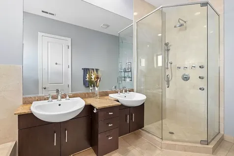 2642 West Chicago Avenue Chicago IL 60622