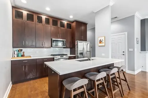 2642 West Chicago Avenue Chicago IL 60622