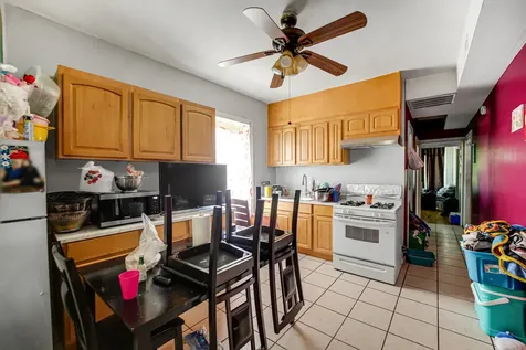 4757 South Rockwell Street Chicago IL 60632