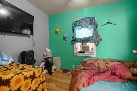 4757 South Rockwell Street Chicago IL 60632