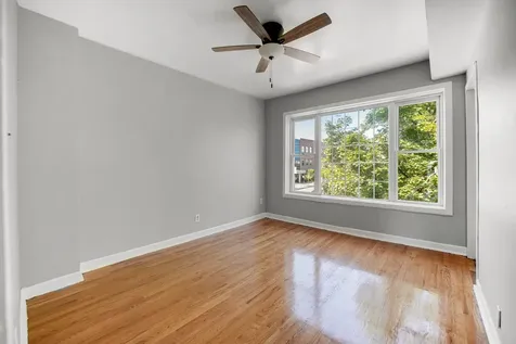 4757 South Rockwell Street Chicago IL 60632