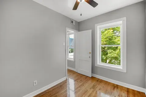 4757 South Rockwell Street Chicago IL 60632