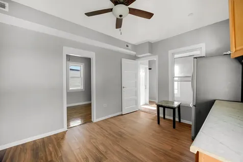 4757 South Rockwell Street Chicago IL 60632