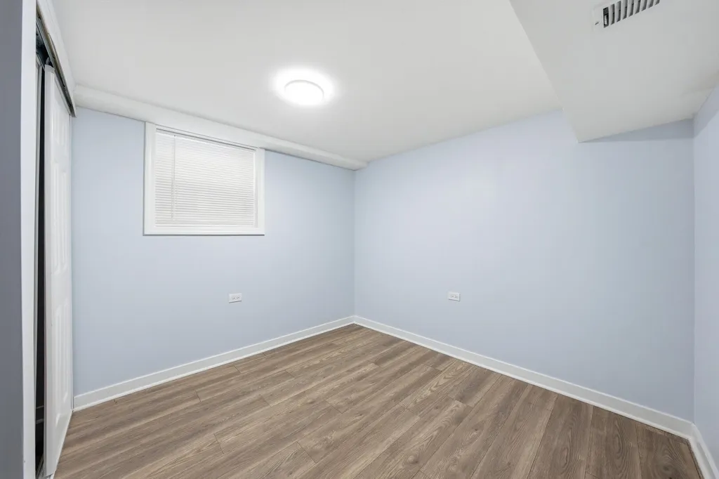 2524 West 45th Street Chicago IL 60632