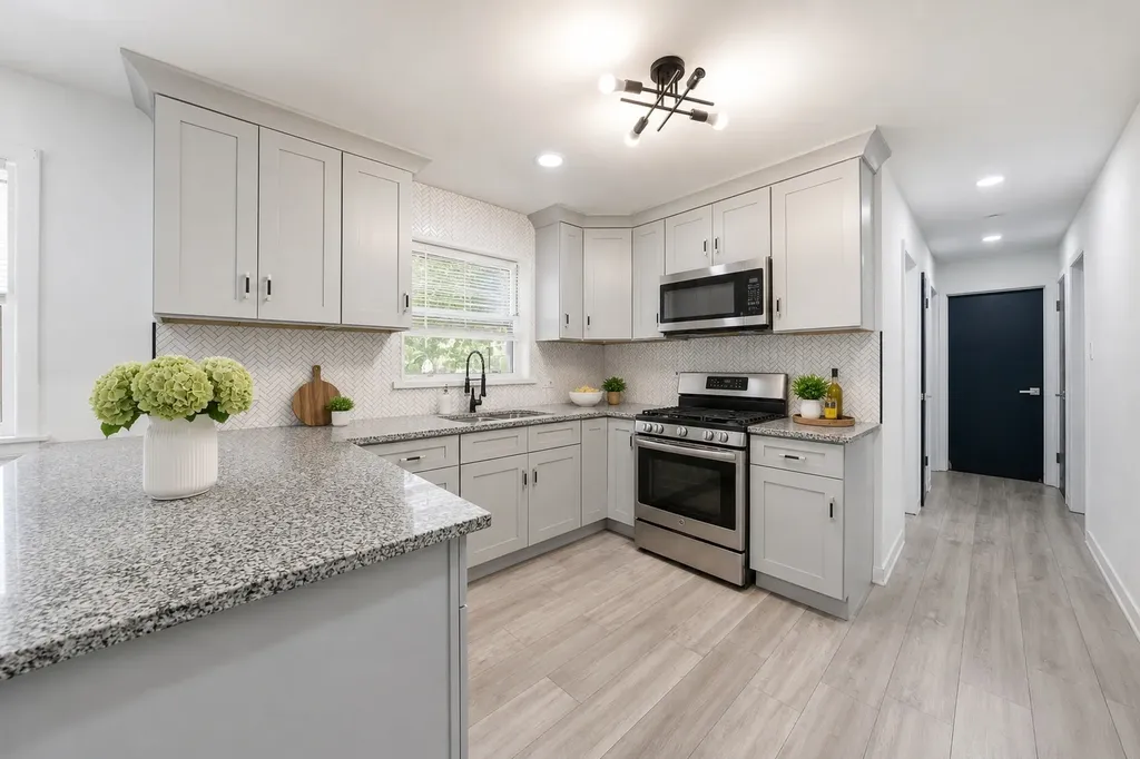 2524 West 45th Street Chicago IL 60632