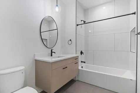 3140 North Clybourn Avenue Chicago IL 60657