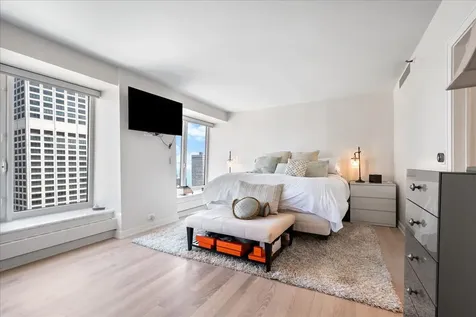 161 East Chicago Avenue Chicago IL 60611