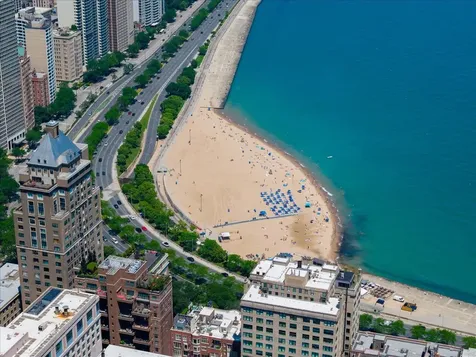161 East Chicago Avenue Chicago IL 60611