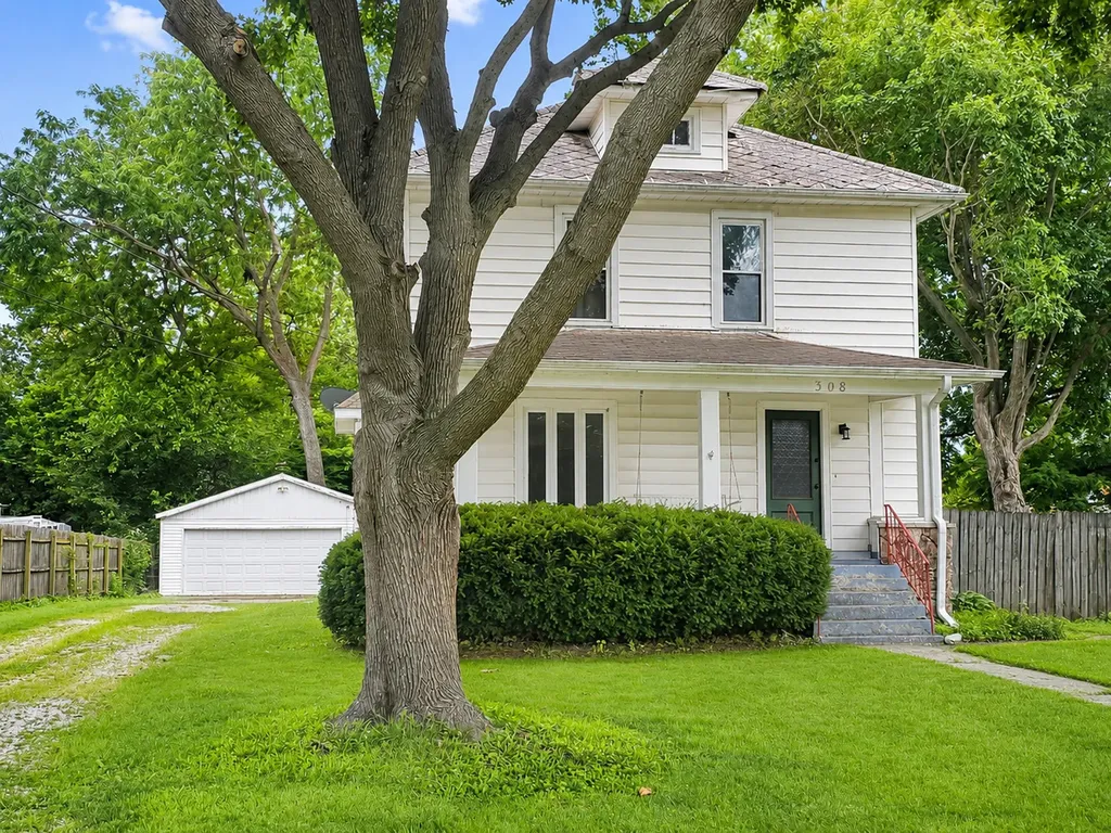 308 East Washington Street Ashkum IL 60911