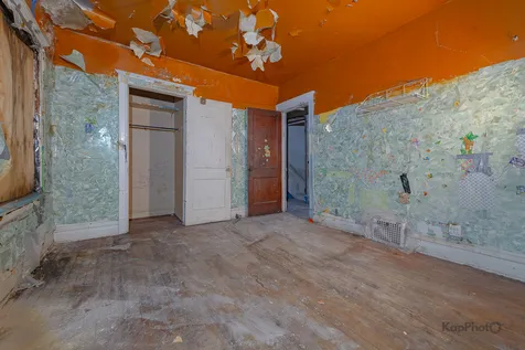 7141 South Woodlawn Avenue Chicago IL 60619