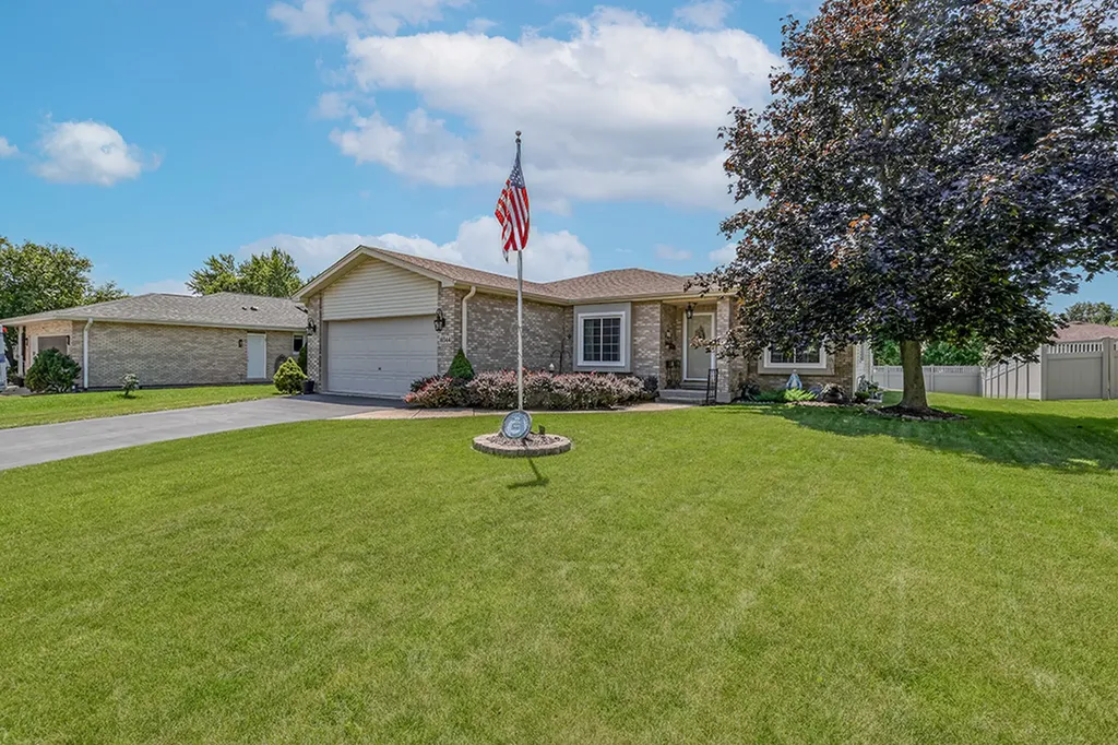 16344 South Fieldstone Place Lockport IL 60441