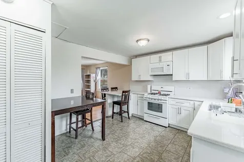 409 Englewood Avenue Hillside IL 60162