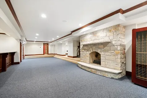636 North Dunton Avenue Arlington Heights IL 60004
