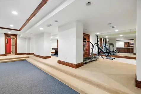 636 North Dunton Avenue Arlington Heights IL 60004