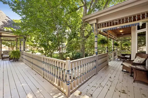 636 North Dunton Avenue Arlington Heights IL 60004