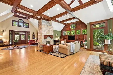 636 North Dunton Avenue Arlington Heights IL 60004