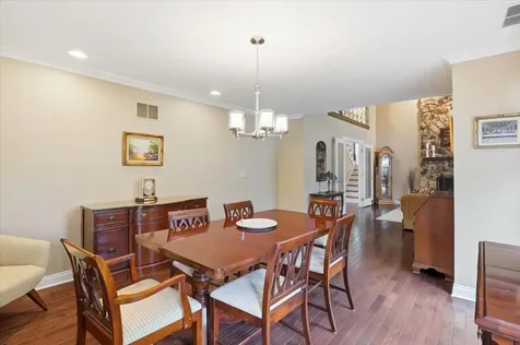 1615 North Dale Avenue Arlington Heights IL 60004