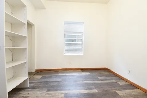 3332 West Lemoyne Street Chicago IL 60651