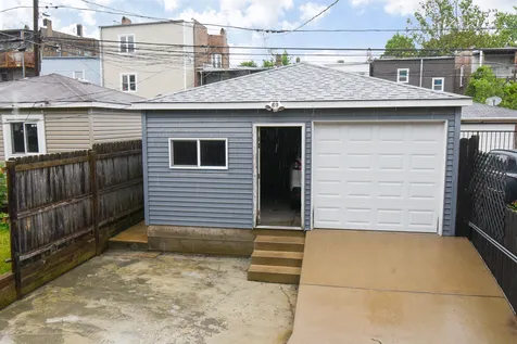 3332 West Lemoyne Street Chicago IL 60651