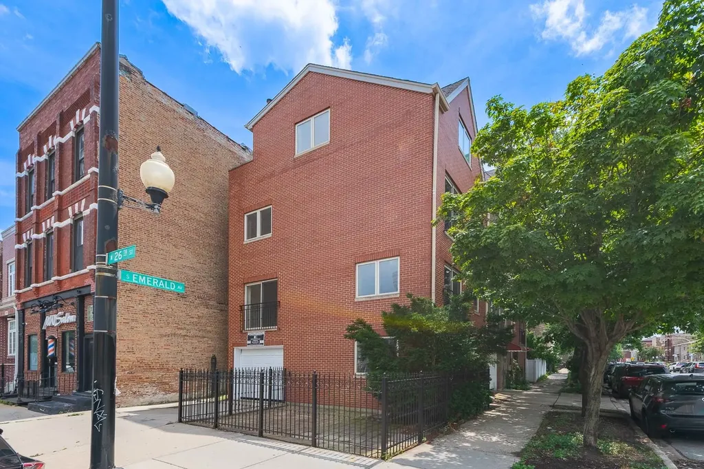 2601 South Emerald Avenue Chicago IL 60616