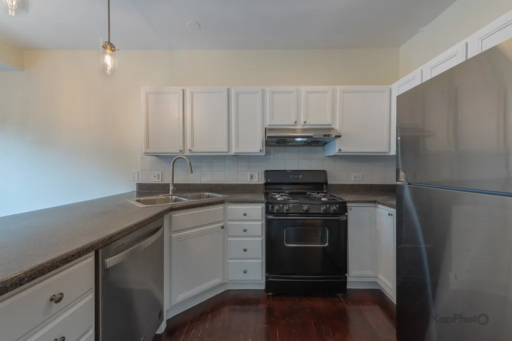 2601 South Emerald Avenue Chicago IL 60616