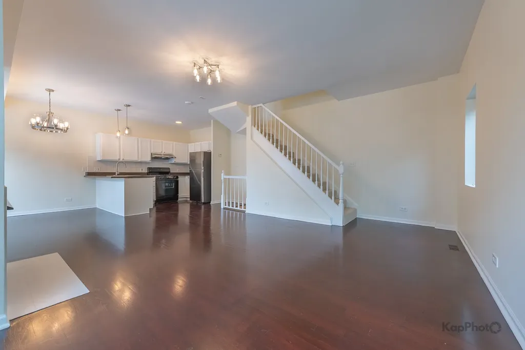 2601 South Emerald Avenue Chicago IL 60616