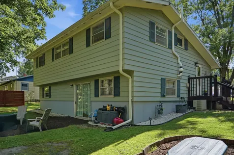 1104 Elm Place Dixon IL 61021
