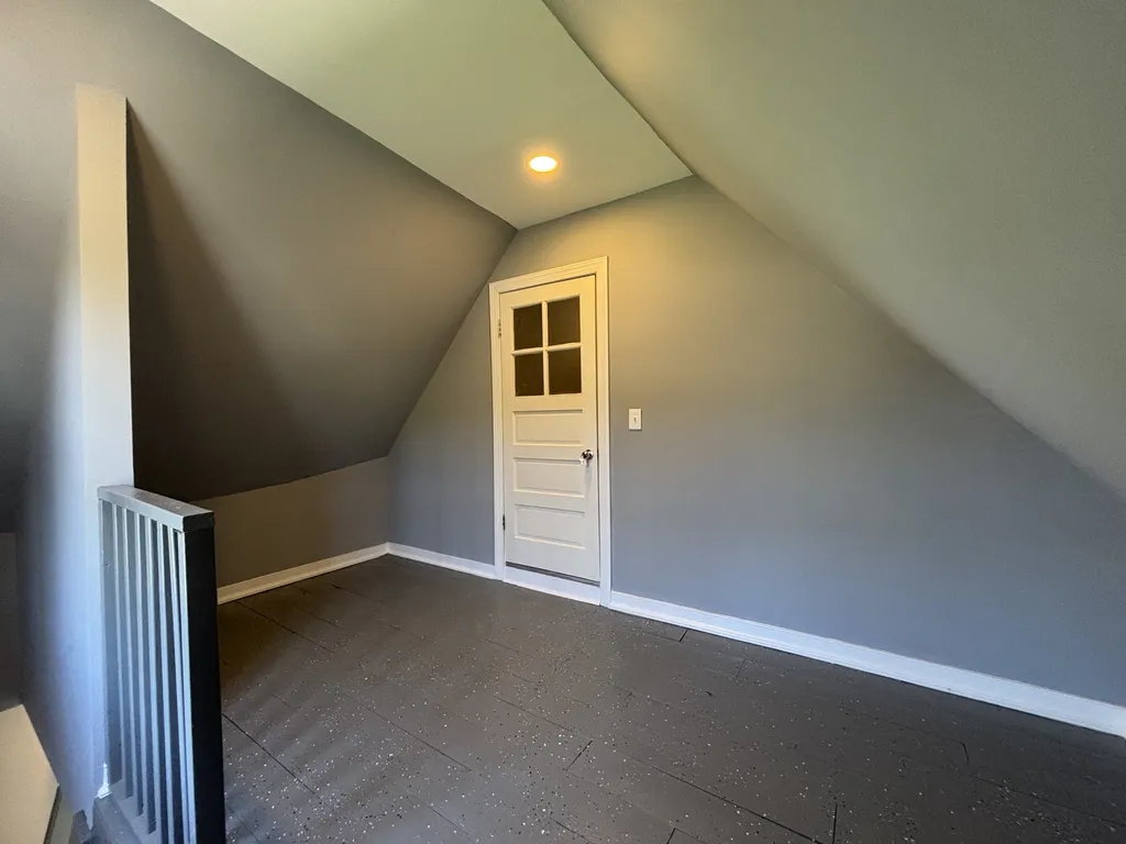9236 South Blackstone Avenue Chicago IL 60619