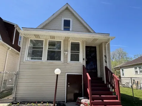 9236 South Blackstone Avenue Chicago IL 60619