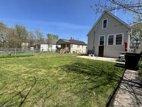9236 South Blackstone Avenue Chicago IL 60619