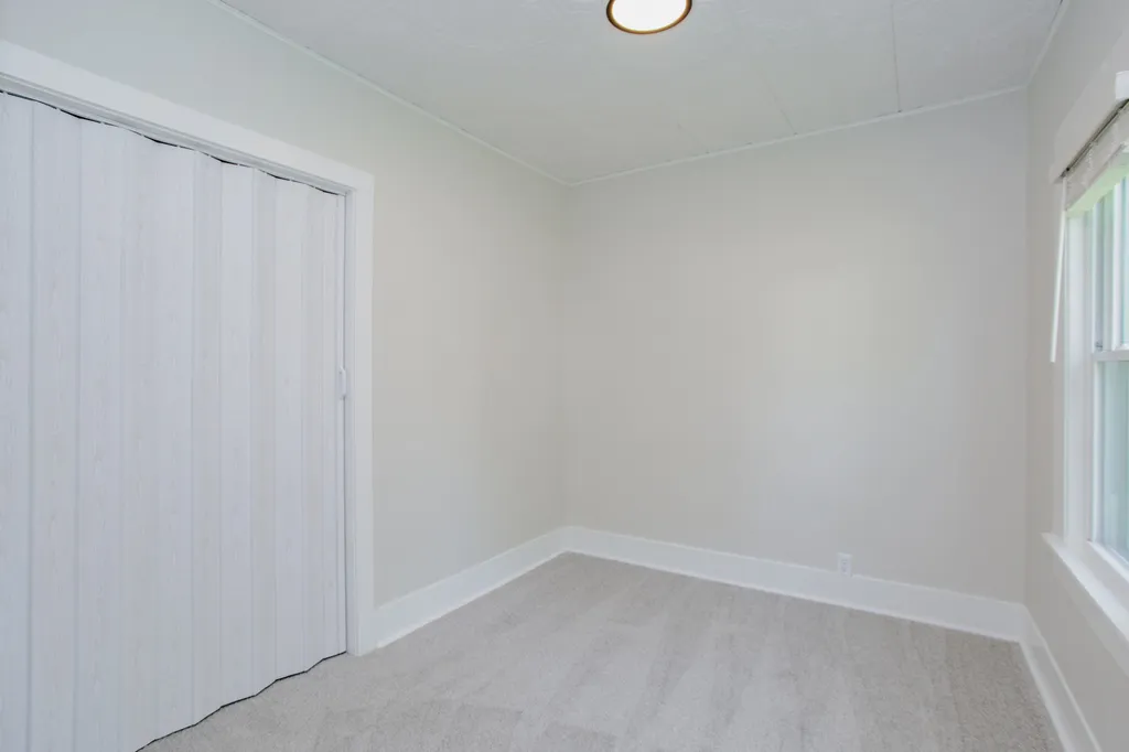 22W724 Saint Charles Road Glen Ellyn IL 60137
