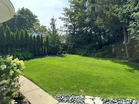 6618 North Lightfoot Avenue Chicago IL 60646