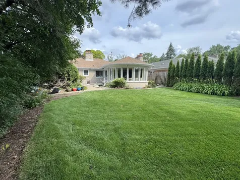 6618 North Lightfoot Avenue Chicago IL 60646