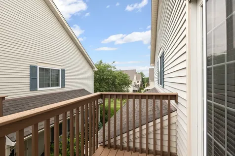 177 Village Creek Drive Lake In The Hills IL 60156
