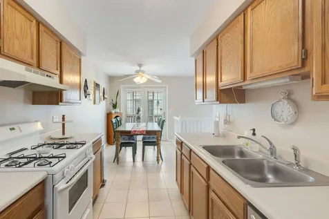 177 Village Creek Drive Lake In The Hills IL 60156