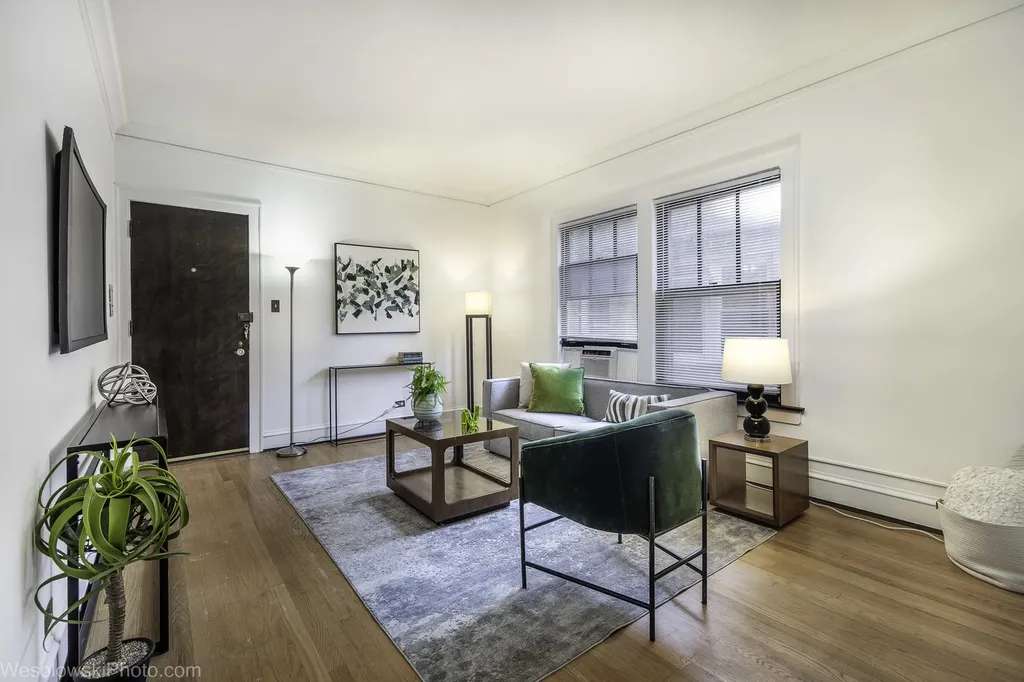1522 East 59th Street Chicago IL 60637