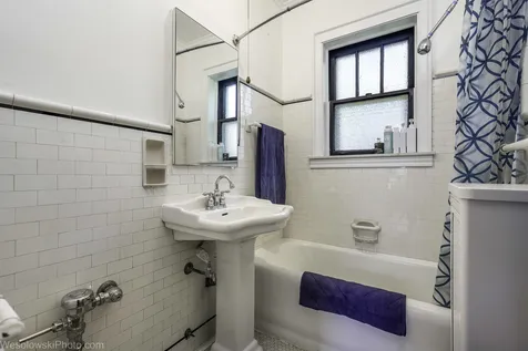 1522 East 59th Street Chicago IL 60637