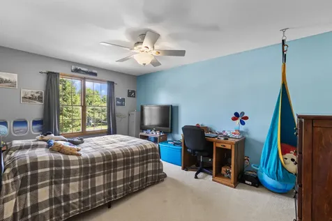 531 Meadow Lane Hinckley IL 60520