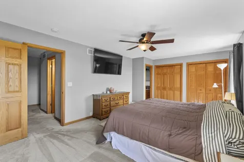 531 Meadow Lane Hinckley IL 60520