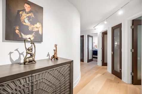 110 East Delaware Place Chicago IL 60611
