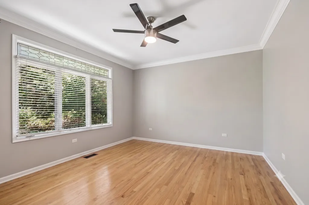 2207 Leverenz Road Naperville IL 60564
