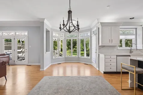 2207 Leverenz Road Naperville IL 60564