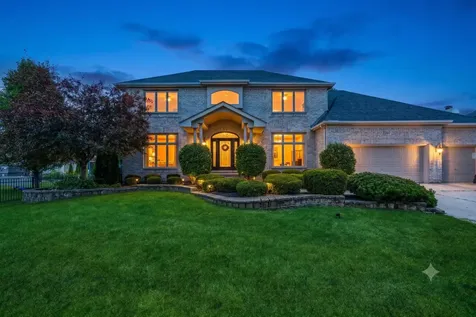 2207 Leverenz Road Naperville IL 60564