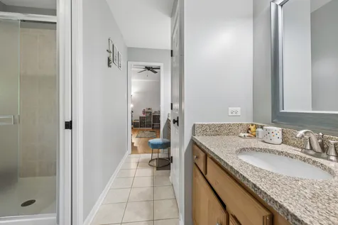 2207 Leverenz Road Naperville IL 60564