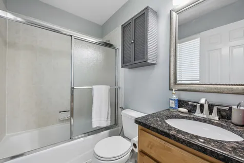 2207 Leverenz Road Naperville IL 60564